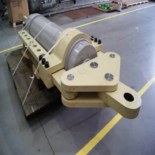 Offshore Hydraulic Cylinders / Rams Apex Hydraulics