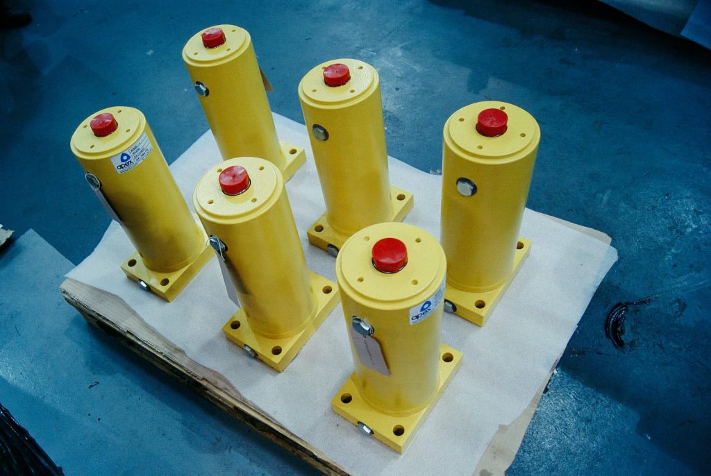 Subsea Hydraulic Cylinders