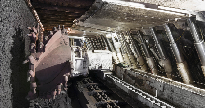 Overcoming Five Deep Mining Challenges Using Bespoke Hydraulic Cylinders